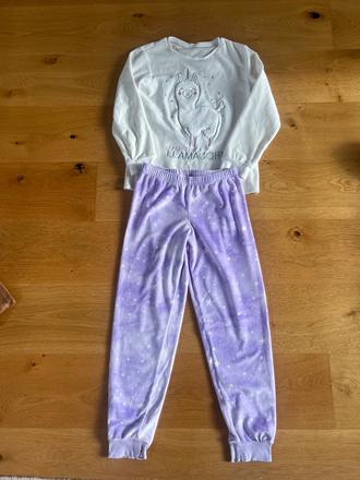 Dievcenske makke plysove pyzamo, c&a,146