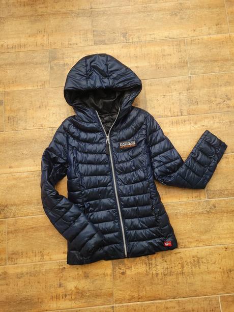 Bunda napapijri, napapijri,s