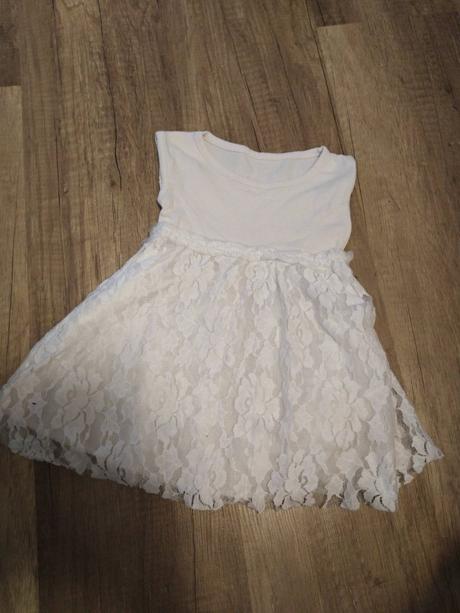 Sviatočné jednoduché šaty, 86