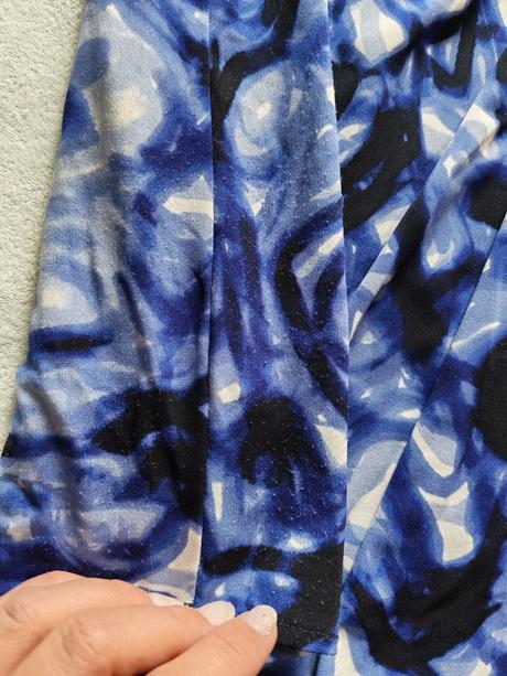 Elegantné šaty avirate, 40