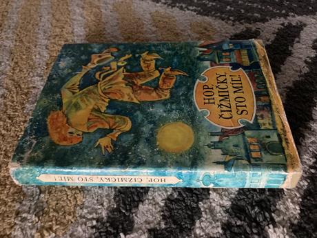 Hop, čižmičky, sto míľ (1977), 