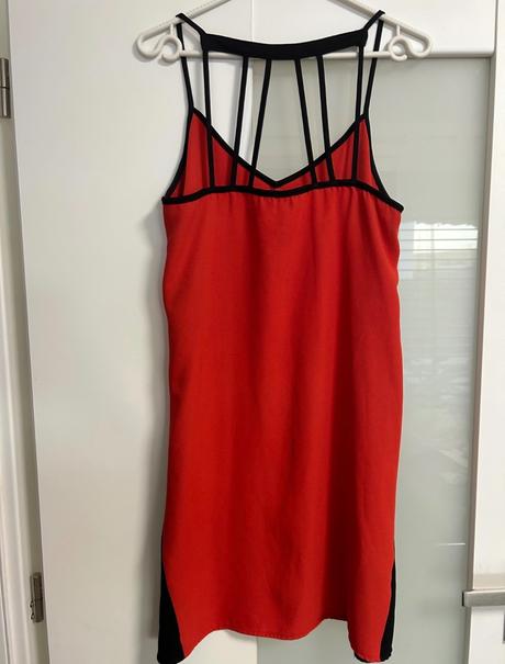 Oranžové sexi šaty, river island,40