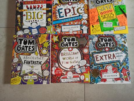 Liz pichon - tom gates pb aj na kusy,