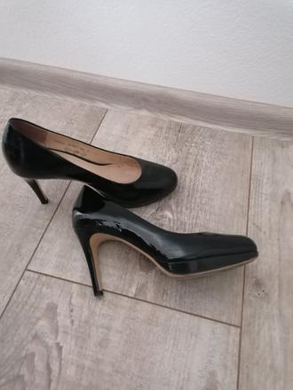 Čierne lakované lodičky, 38