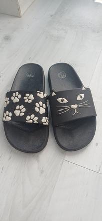 Dievčenské šľapky dedoles veľkosť 33, 33