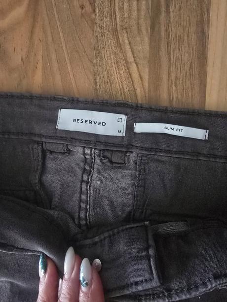 Reserved nohavice, reserved,m