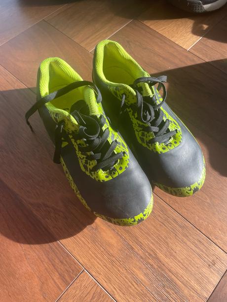 Kopačky zn.kensis vel.32, 32