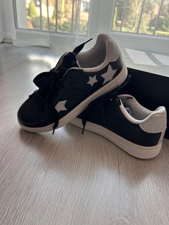 Nove topánky, graceland,33