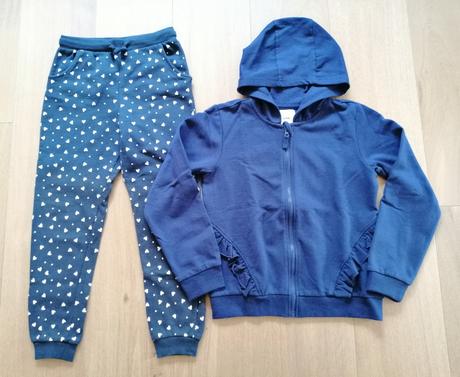 Mikina a tepláky, sinsay,140