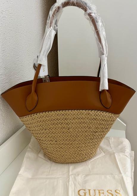 Nová kabelka guess s visačkou a dustbagom, guess