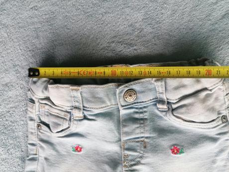 Rifle s kvietkami, f&f,74