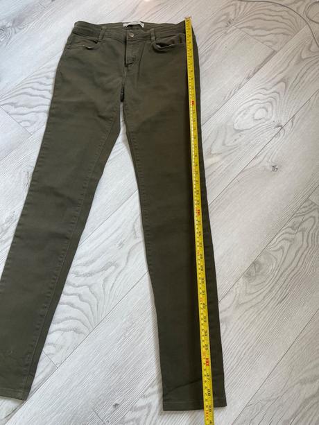 Zara obtiahnuté rifle, zara,38
