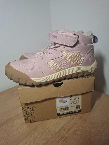 Predám baťa členkové topánky veľ. 32, baťa,32