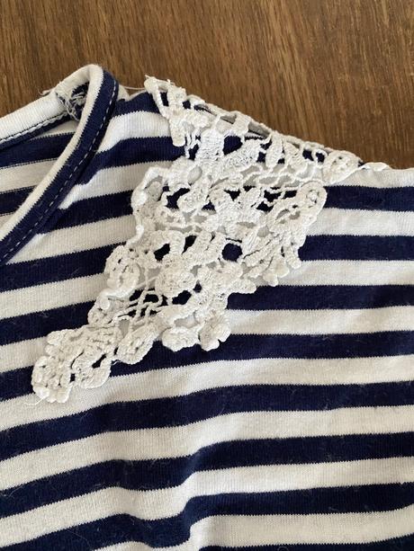 Pruhované tricko, lindex,134