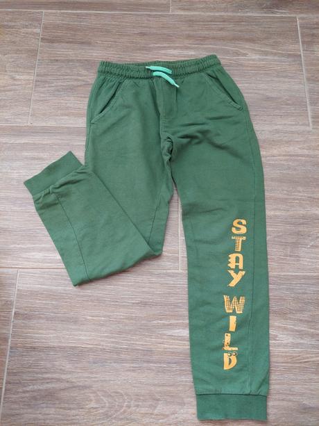 Tepláky č.134, 134