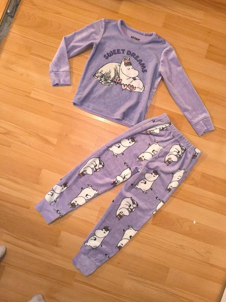 Pyžamko moomin, sinsay,110