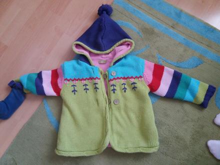 Zatepleny sveter, 98