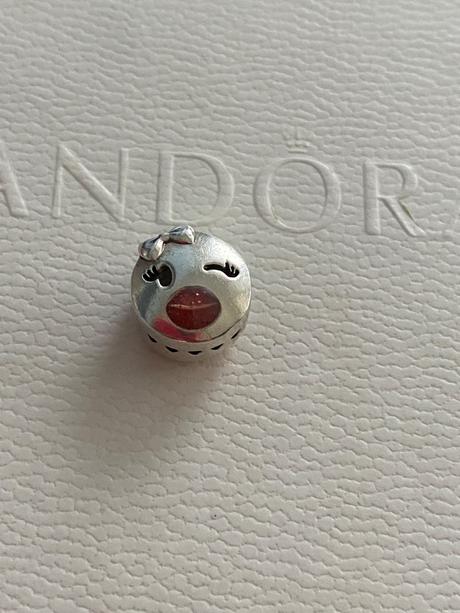 Pandora koralka, pandora