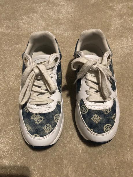 Tenisky guess, guess,36