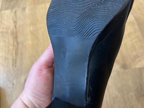 Dámske celokožené topánky veľ. 40 top stav, 40