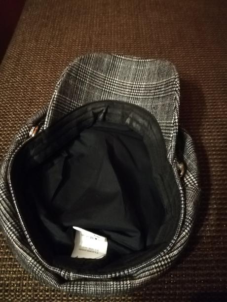 Čiapka námorníckeho typu, chantall