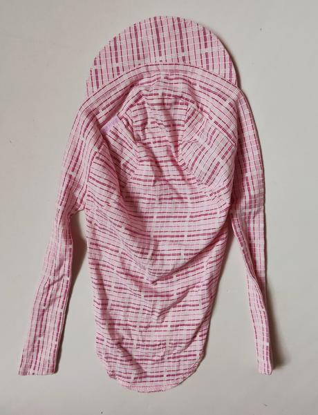 Bavlnená šatočka na hlávku so šiltom, sando,86