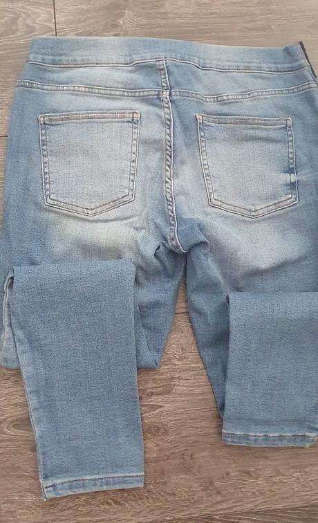 Tehotenské rifle, primark,44