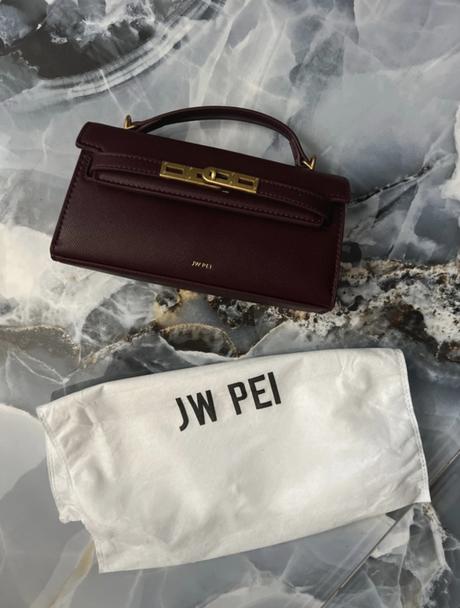 Jw pei kabelka,
