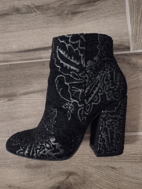 Členkové čižmy, 36