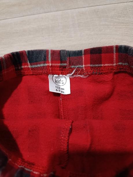 Hrubšie legíny, pepco,122