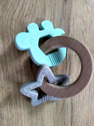 Hryzadlo drevo silikon, 