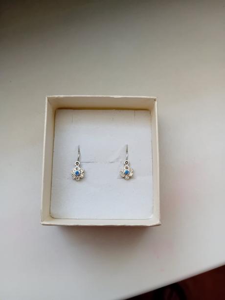 Náušnice z bieleho zlata, 