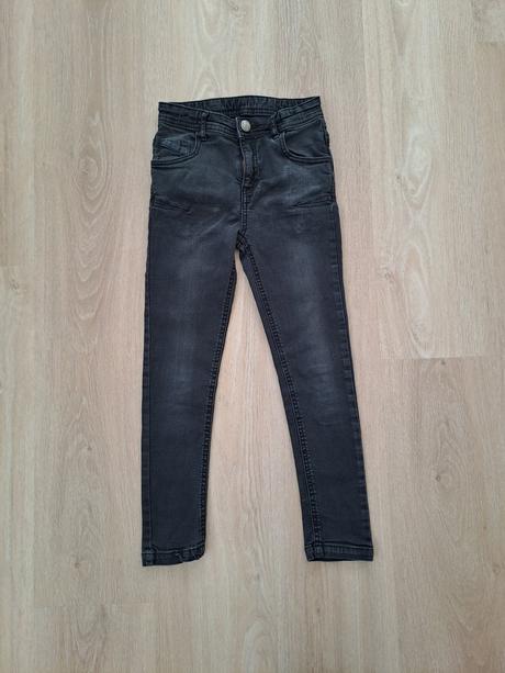 Čierne rifle, nutmeg,128