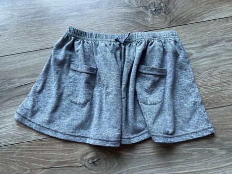 Sukničky 6ks, reserved,104