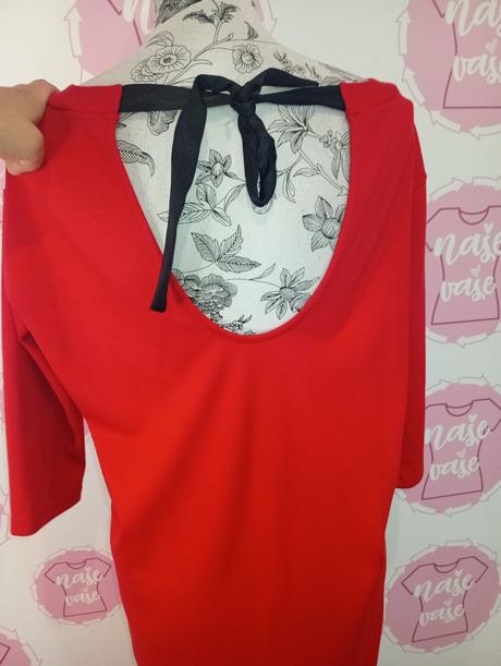 Červené šaty , vzadu sa viažu, reserved,m