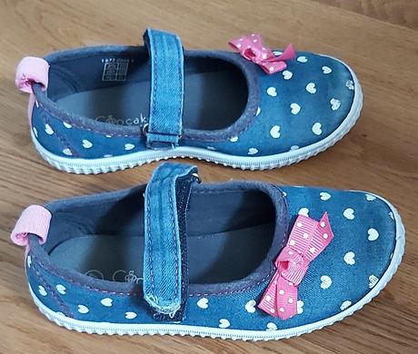 Dievčenské balerinky, 27