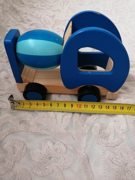 Drevené auto domiešavač, 