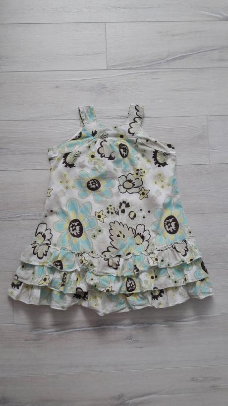 Krásne šatičky, 104