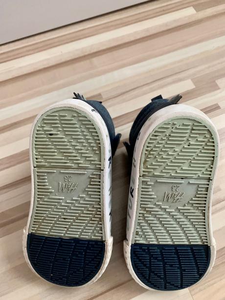 Vyteplene dino topanocky zn. h&m - vel. 23, h&m,23