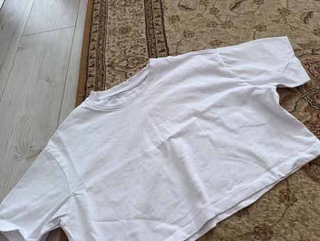 Biely crop top, fishbone,s