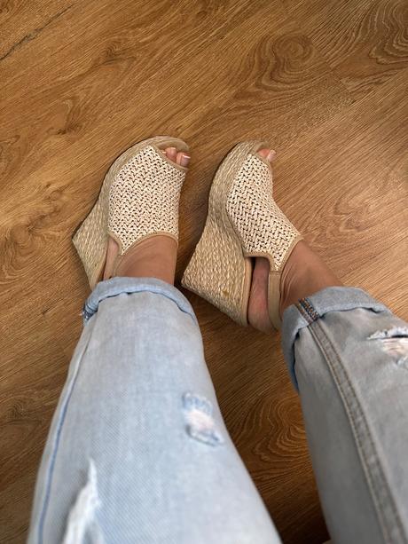 Predám dámske sandále, 38