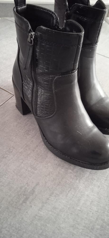 Kotníkové čižmy, 40