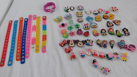 Pripínače na crocsy a náramky, 