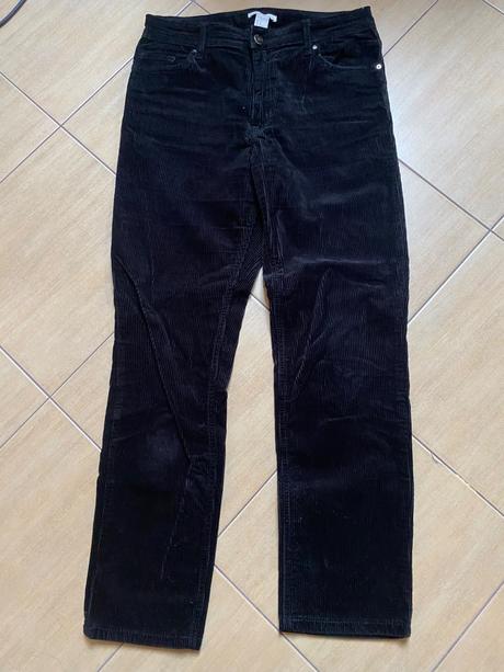 Menžestrove nohavice, h&m,s