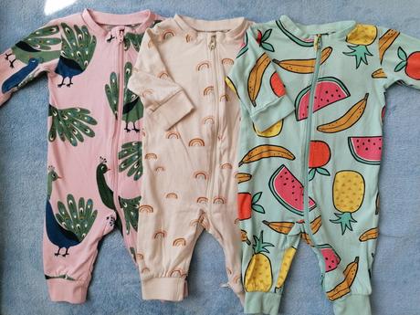 Pyžamka páv, dúha, ovocie, lindex,62