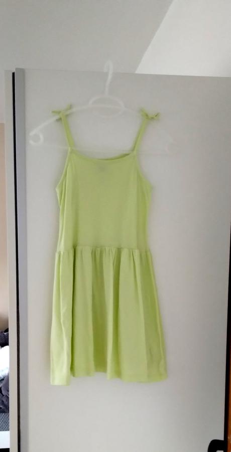 Šaty ako nové, pepco,134