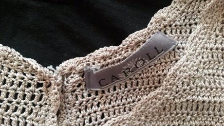 Elegantny pleteny top caroll, s