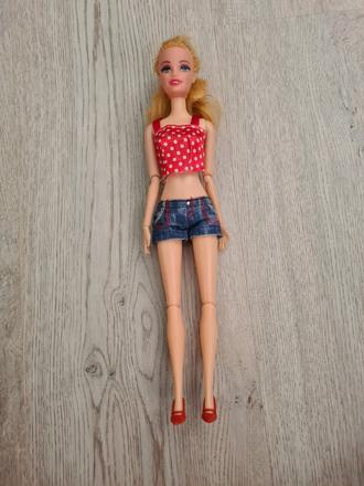 Barbie,