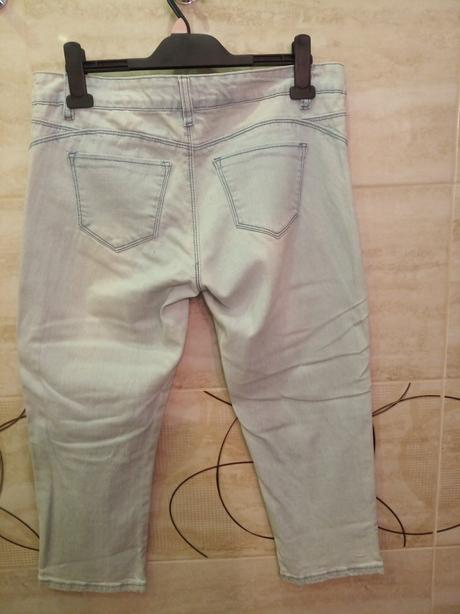 Jeansy, 40