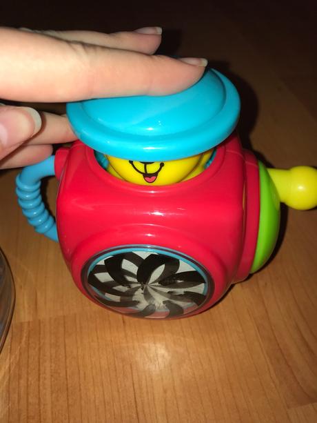 Hračky pre bábo - hrkálky, kocka, žabka,